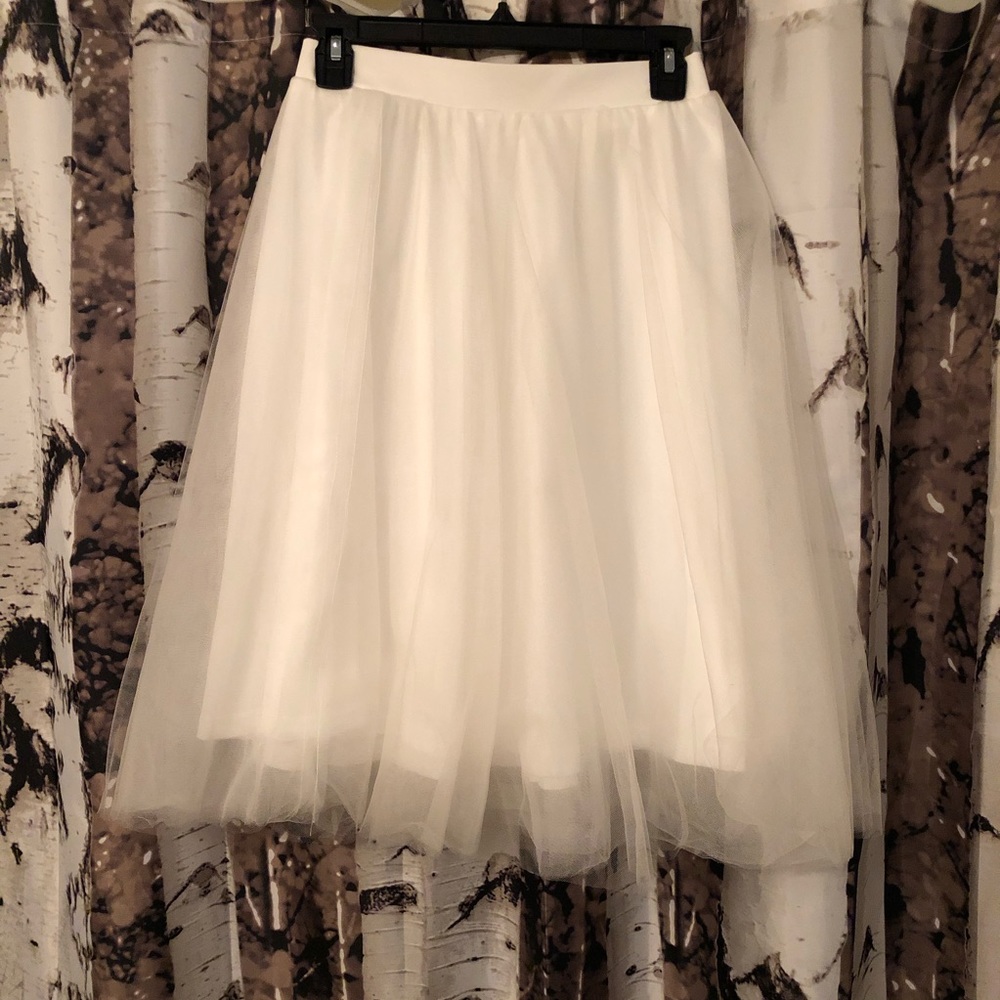 Excellent PreOwned Tulle Skirt